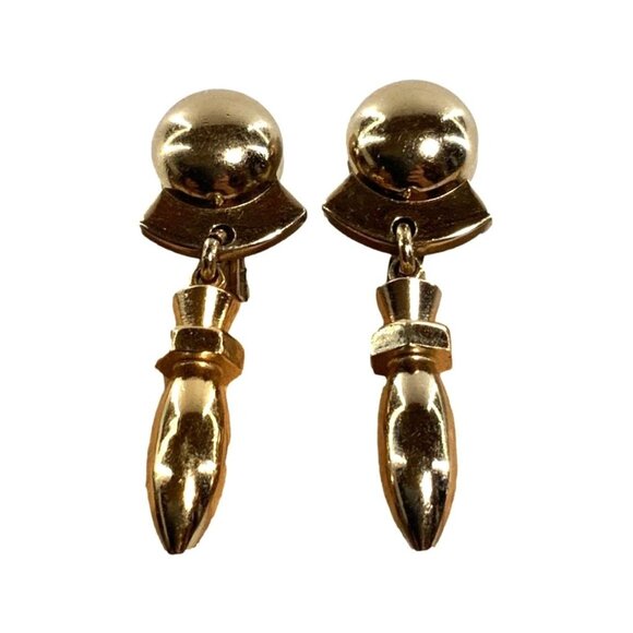 Vintage Gold Tone Clip-On Earrings - Picture 4 of 6